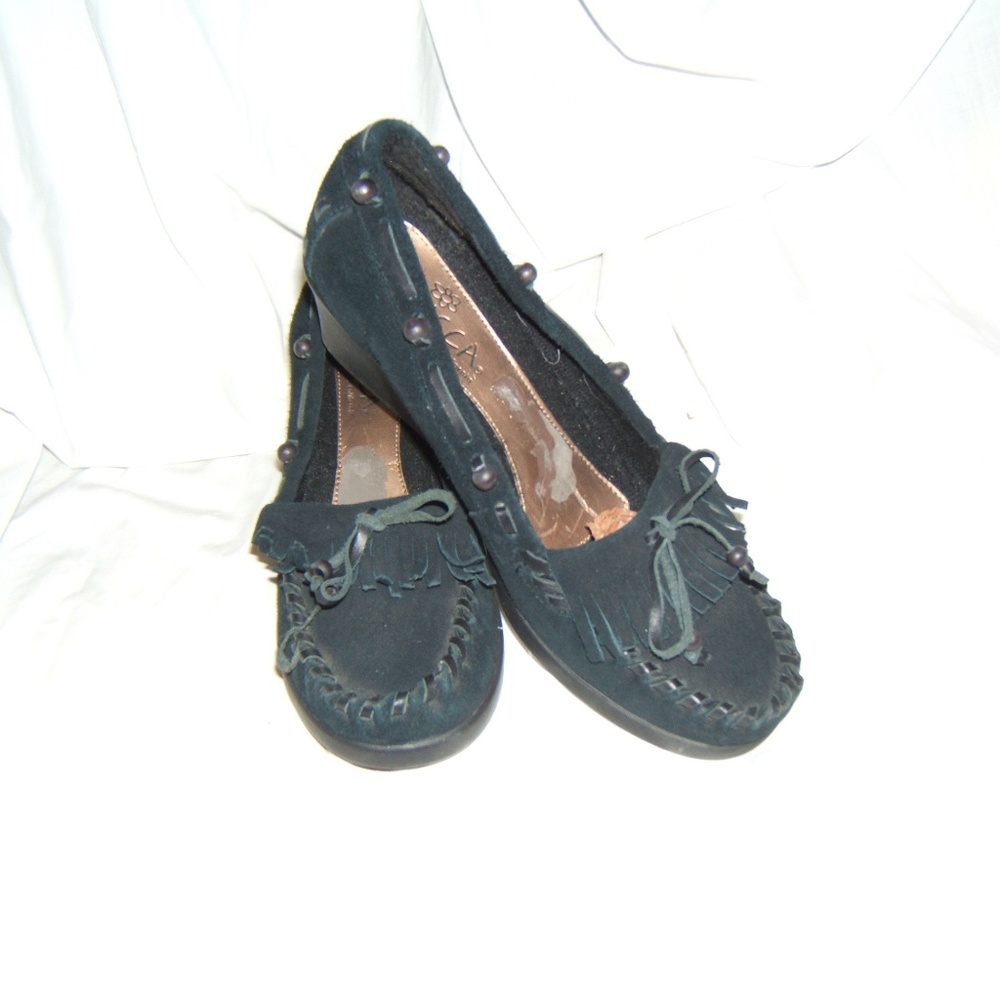 Wedge heel moccasin